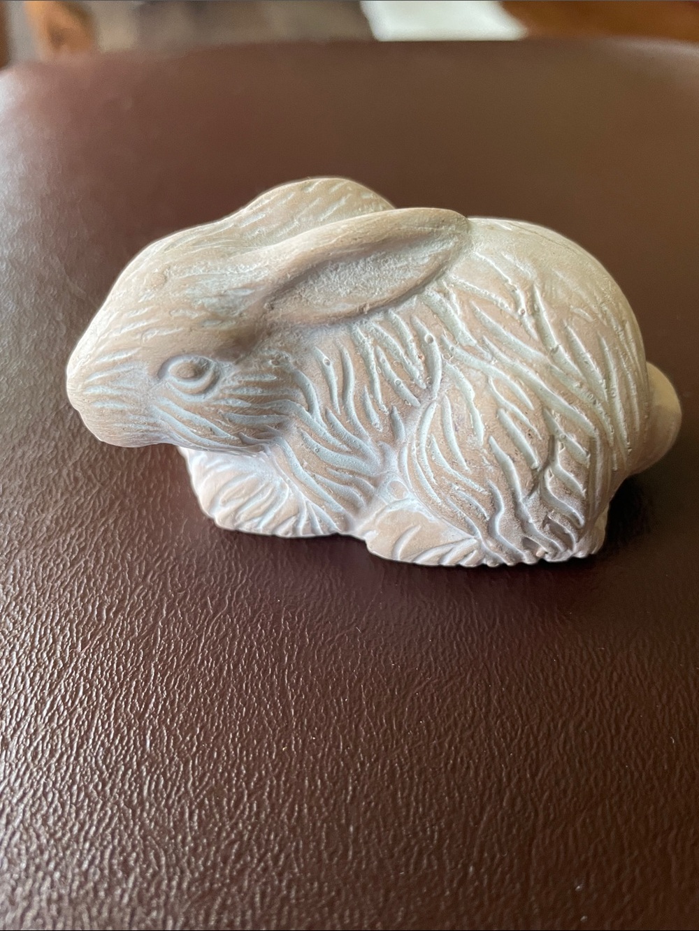 VTG Handcrafted terra cotta Bunny Figurine 3.25”